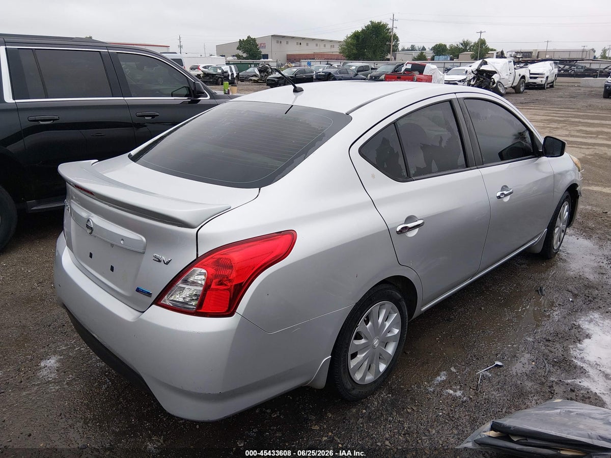 2015 NISSAN VERSA 1.6 SV — снимка 4