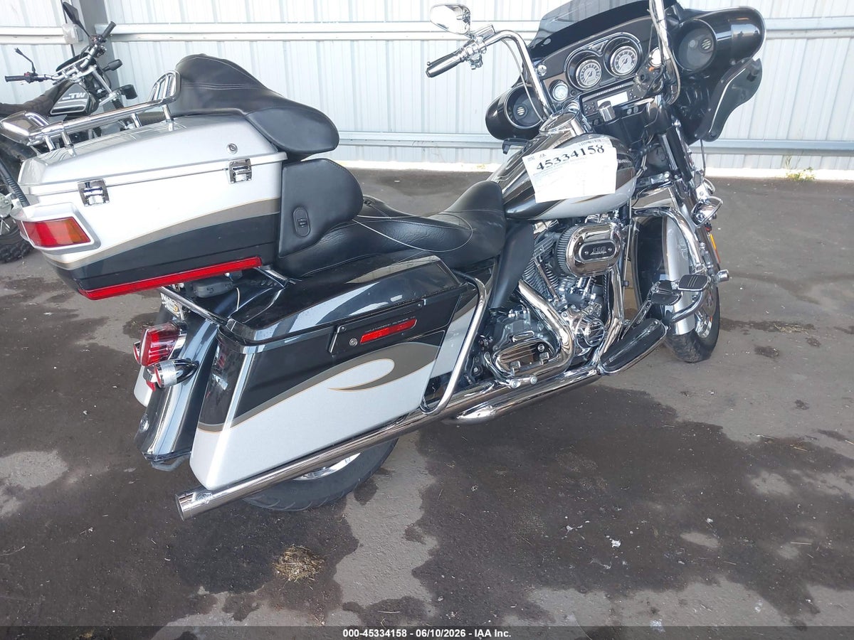 2013 HARLEY-DAVIDSON FLHTCUSE CVO ULTRA CLS ELECTRA GLD — снимка 4