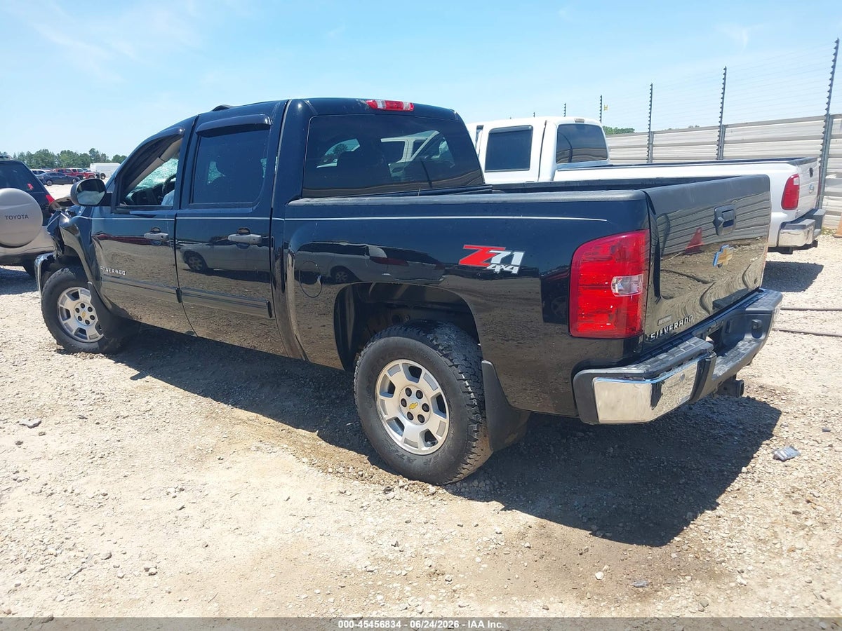 2013 CHEVROLET SILVERADO 1500 LT — снимка 3