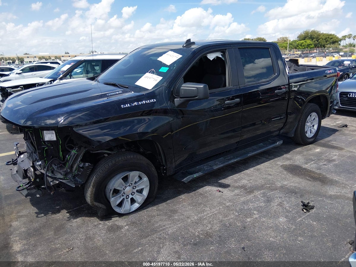 2025 CHEVROLET SILVERADO 1500 4WD SHORT BED WT — снимка 2