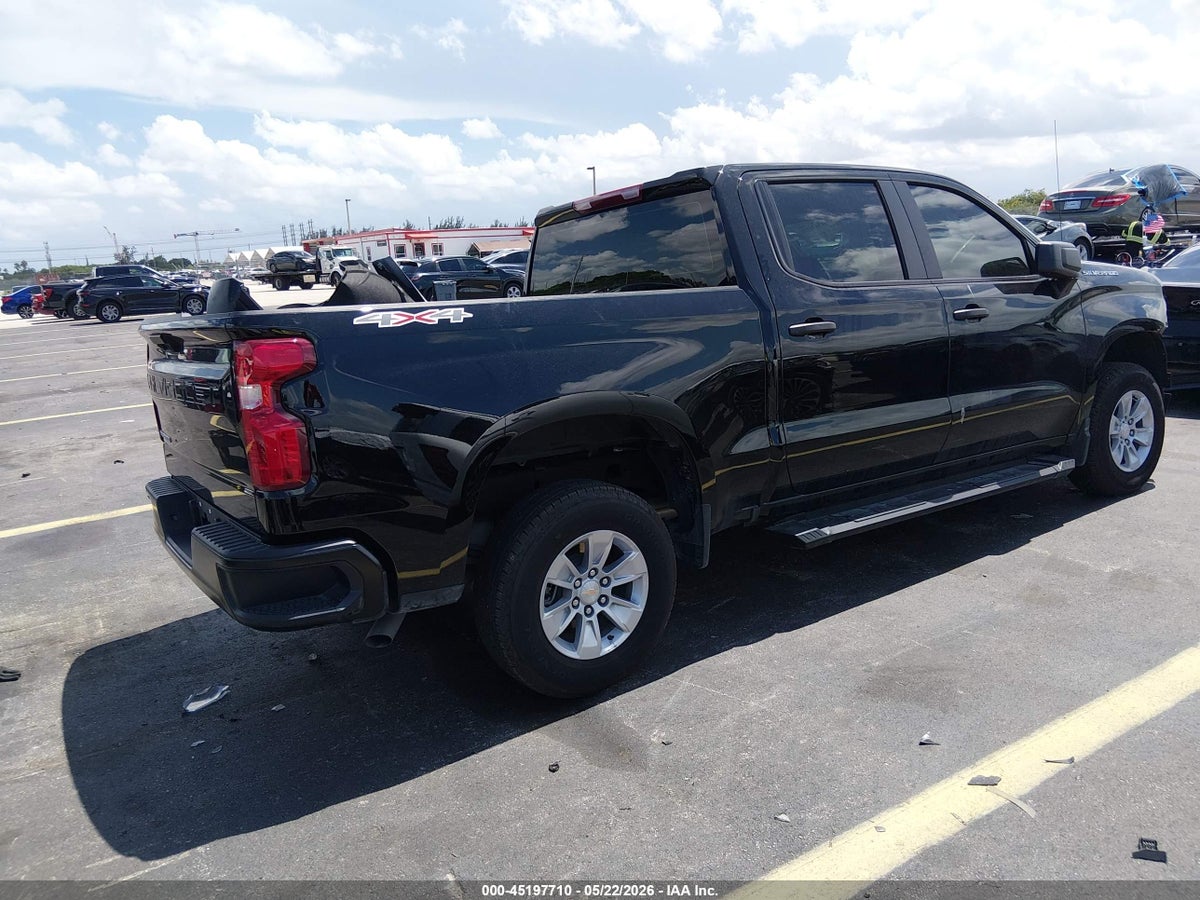 2025 CHEVROLET SILVERADO 1500 4WD SHORT BED WT — снимка 4