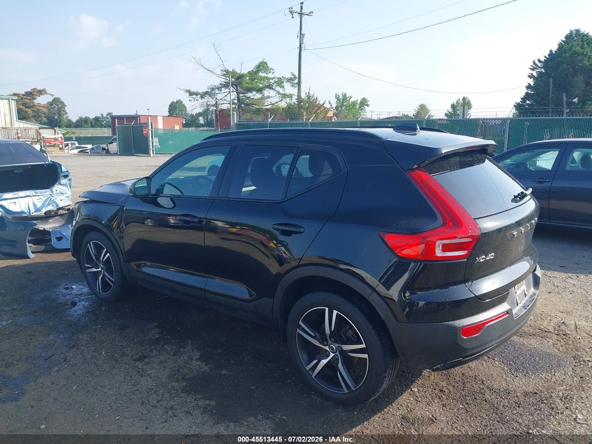 2021 VOLVO XC40 T5 R-DESIGN — снимка 3