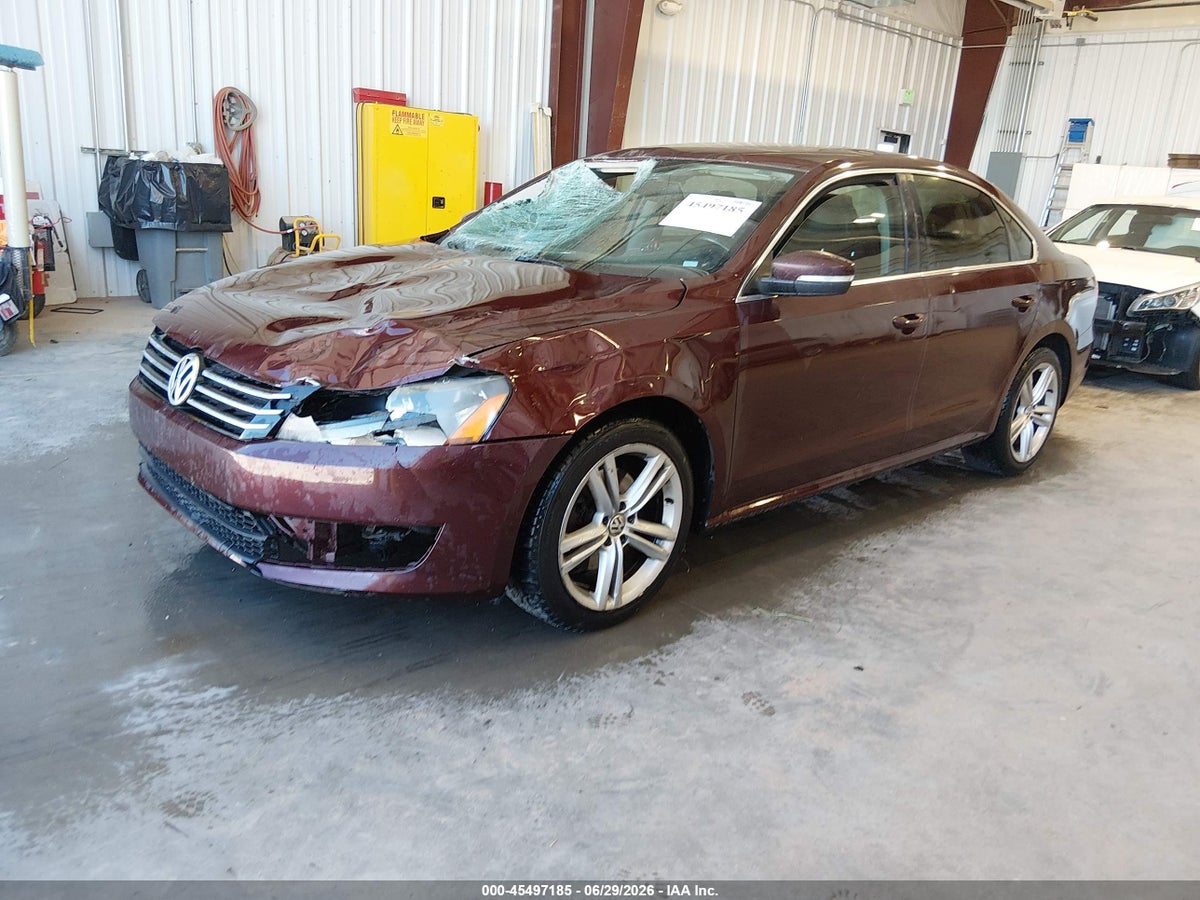 2014 VOLKSWAGEN PASSAT 1.8T SE — снимка 2