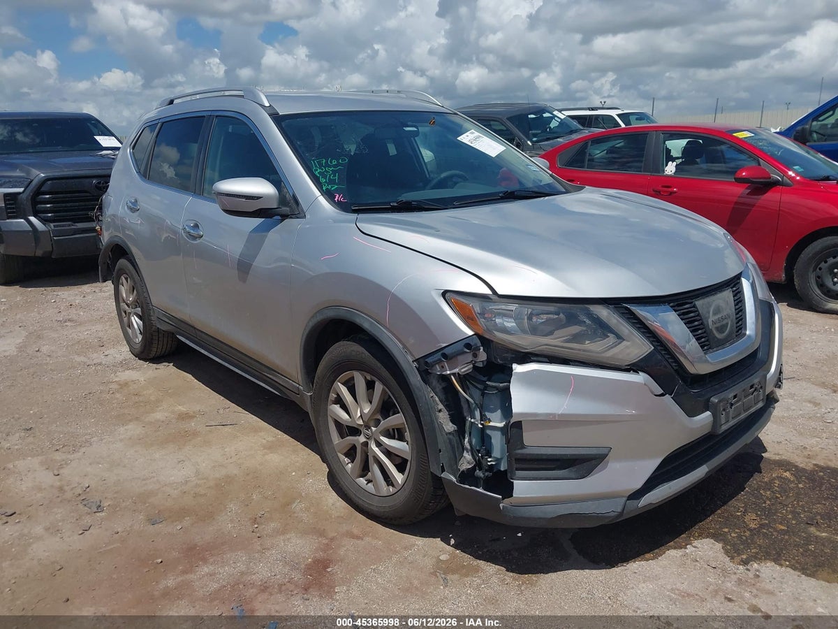 2017 NISSAN ROGUE SV