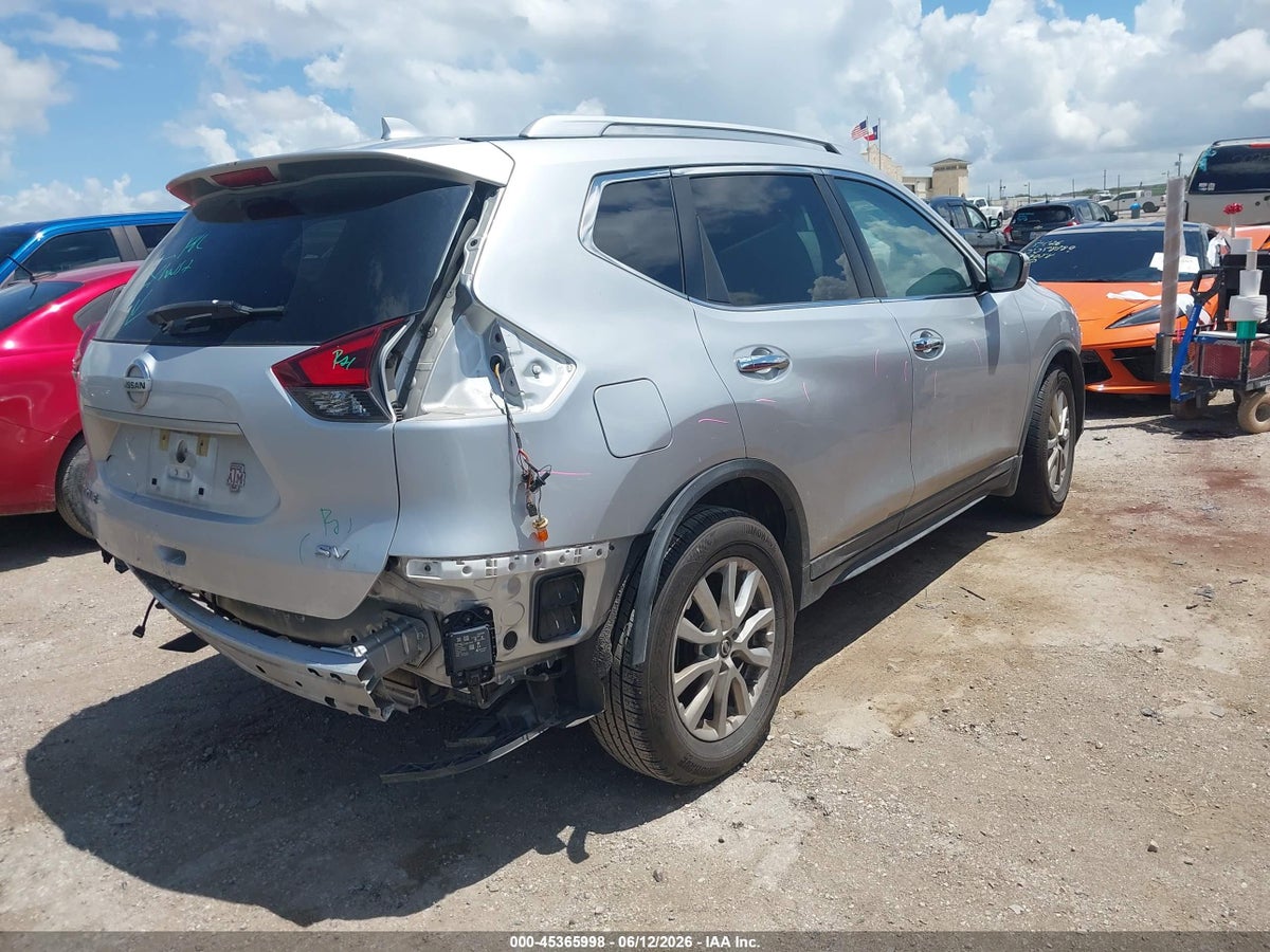 2017 NISSAN ROGUE SV — снимка 4