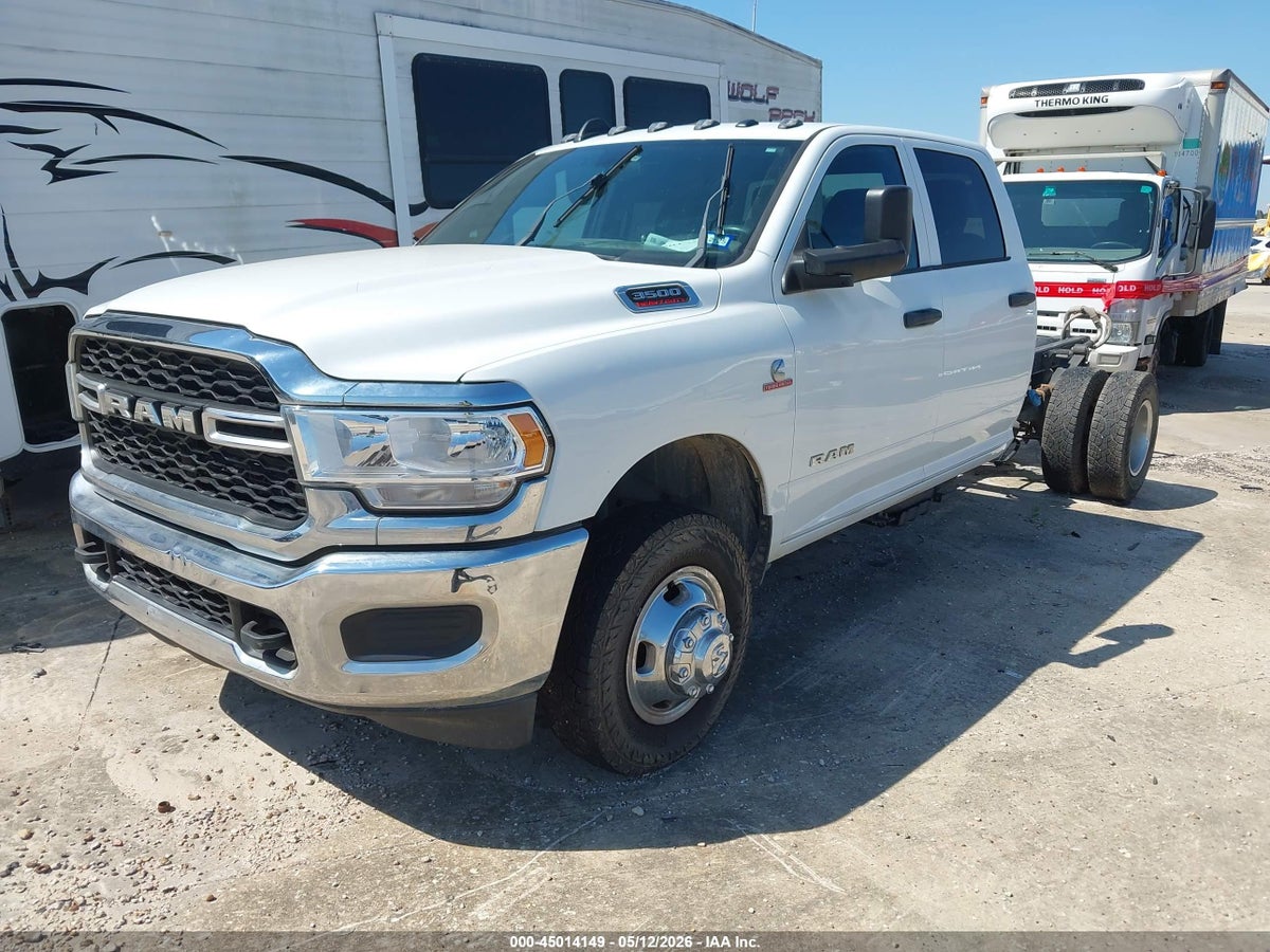2022 RAM 3500 CHASSIS TRADESMAN/SLT/LARAMIE/LIMITED — снимка 2