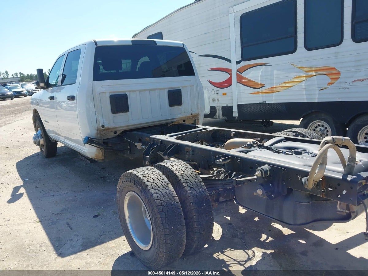 2022 RAM 3500 CHASSIS TRADESMAN/SLT/LARAMIE/LIMITED — снимка 3
