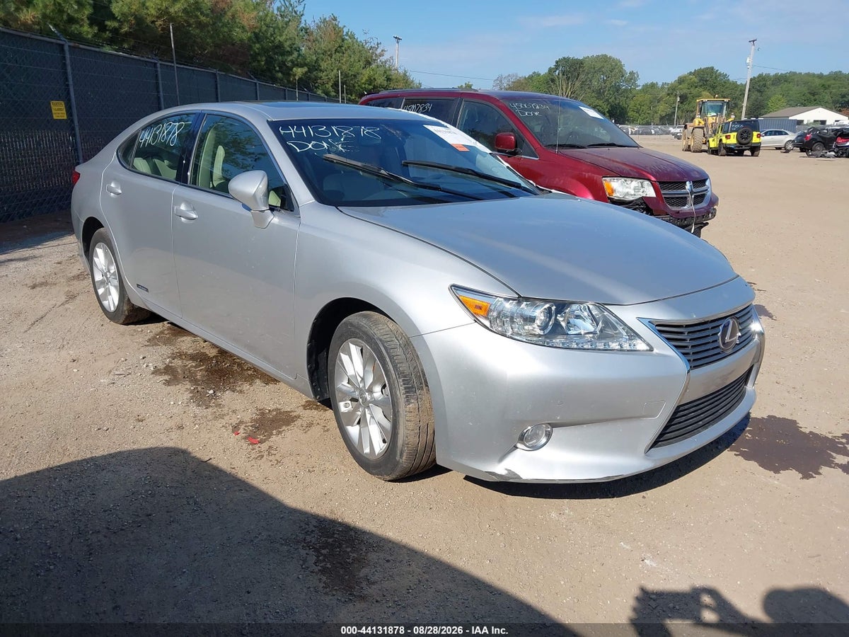 2013 LEXUS ES 300H