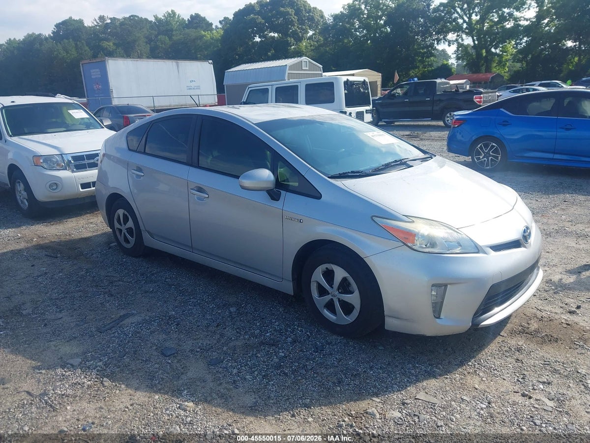 2015 TOYOTA PRIUS THREE