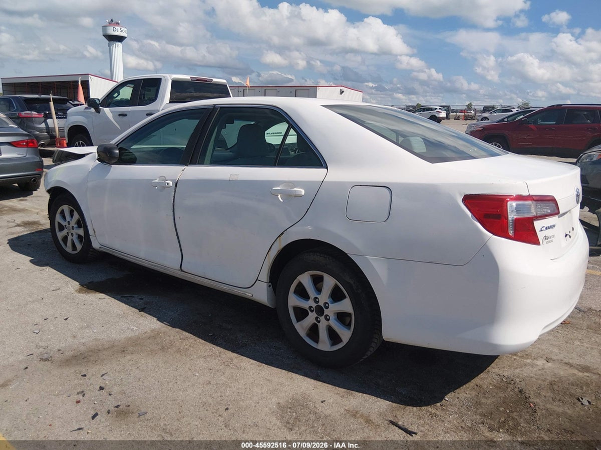 2012 TOYOTA CAMRY LE — снимка 3