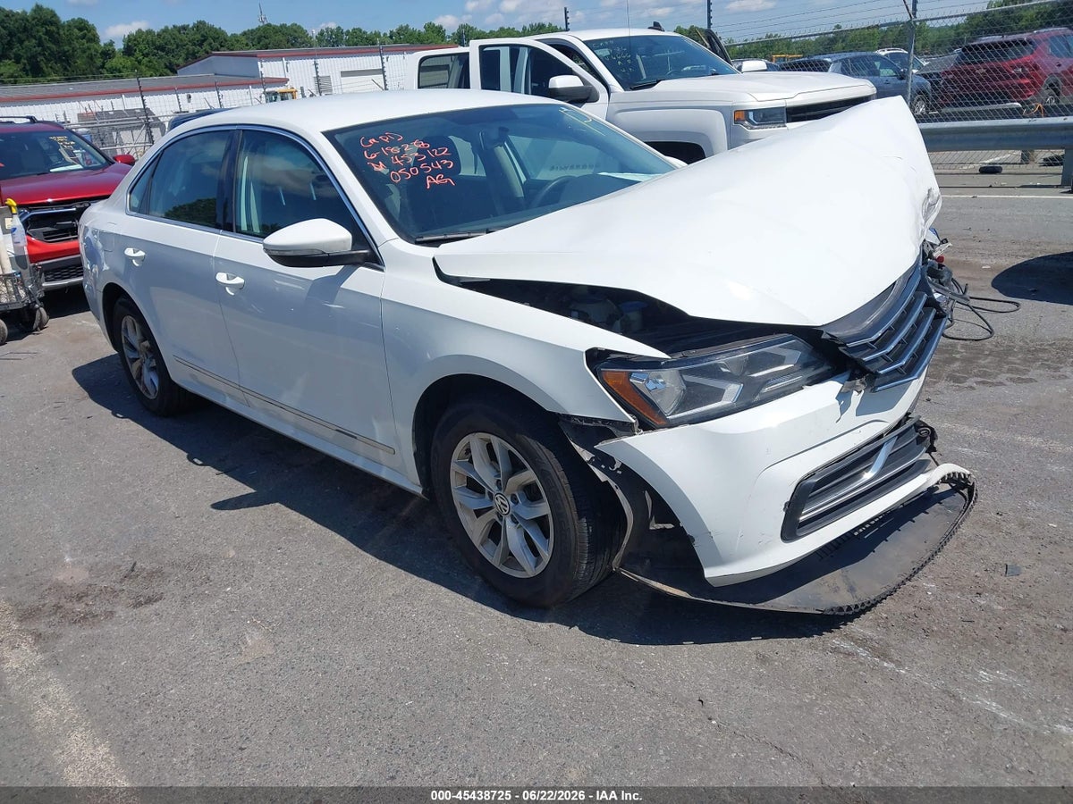 2017 VOLKSWAGEN PASSAT 1.8T S