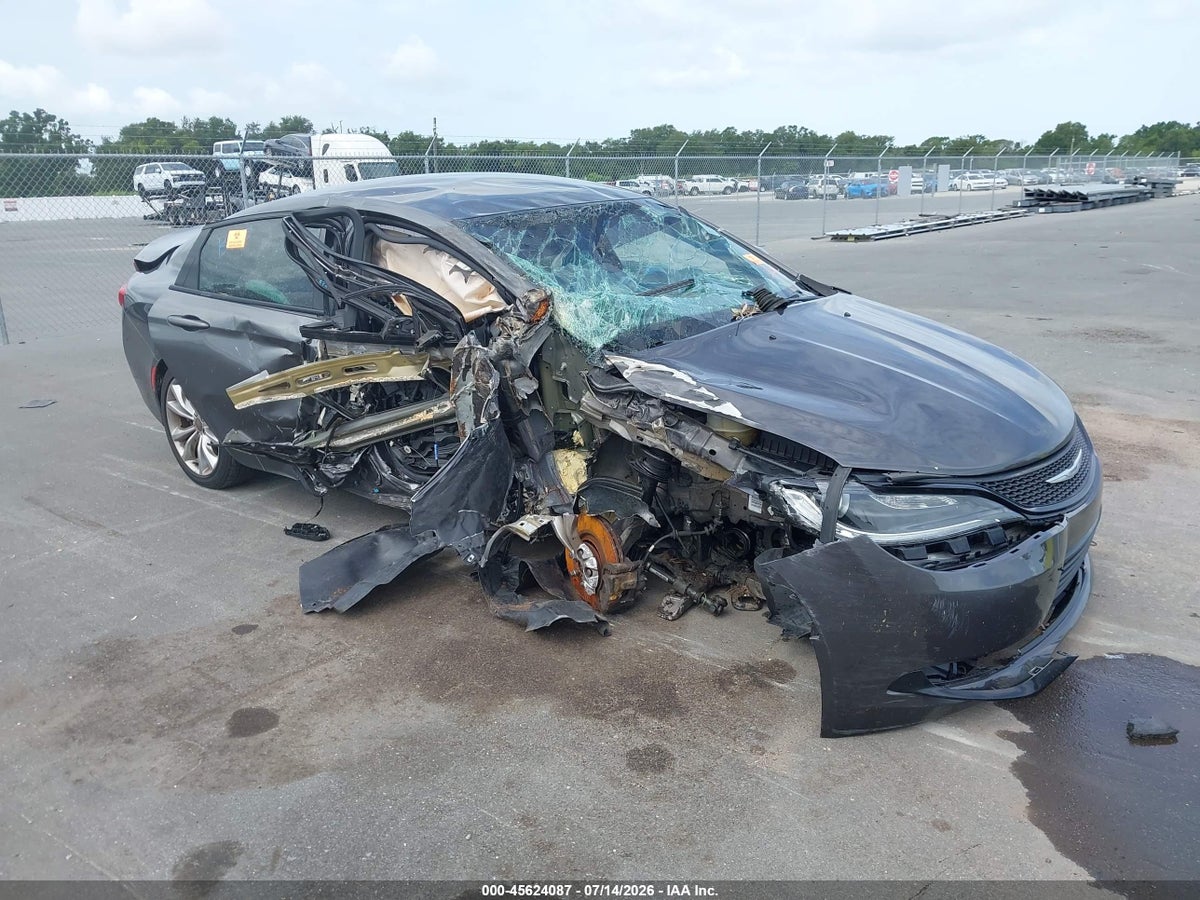 2015 CHRYSLER 200 S