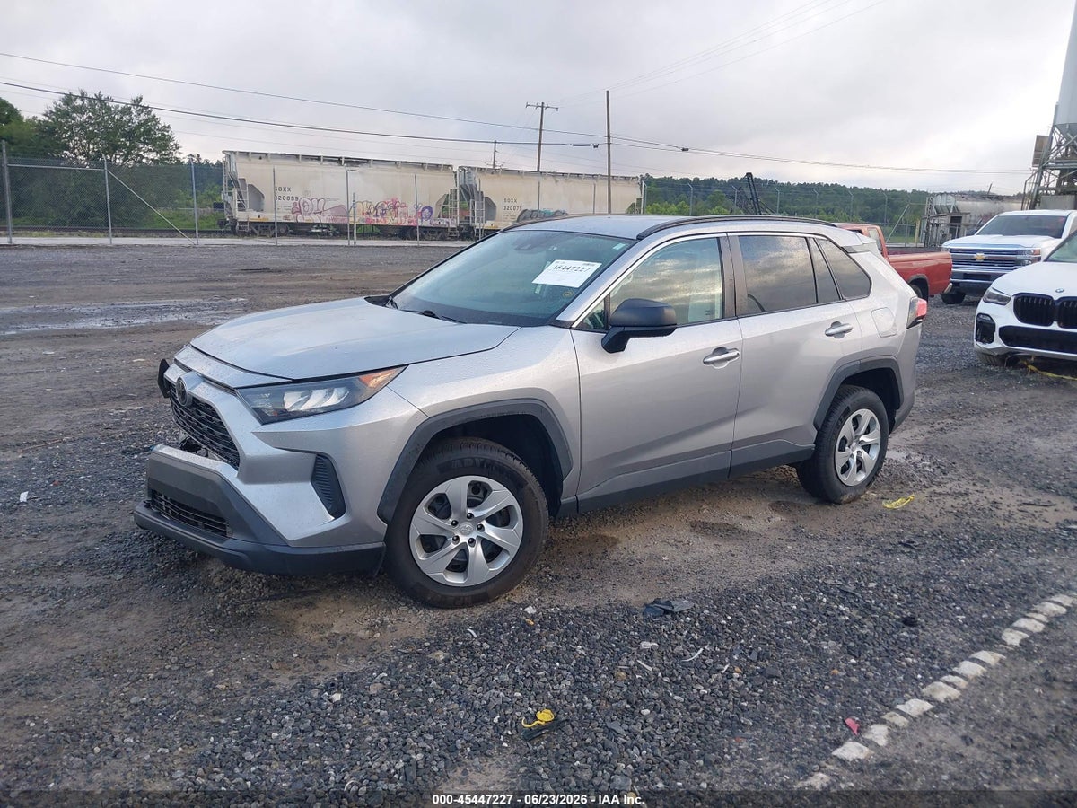 2019 TOYOTA RAV4 LE — снимка 2