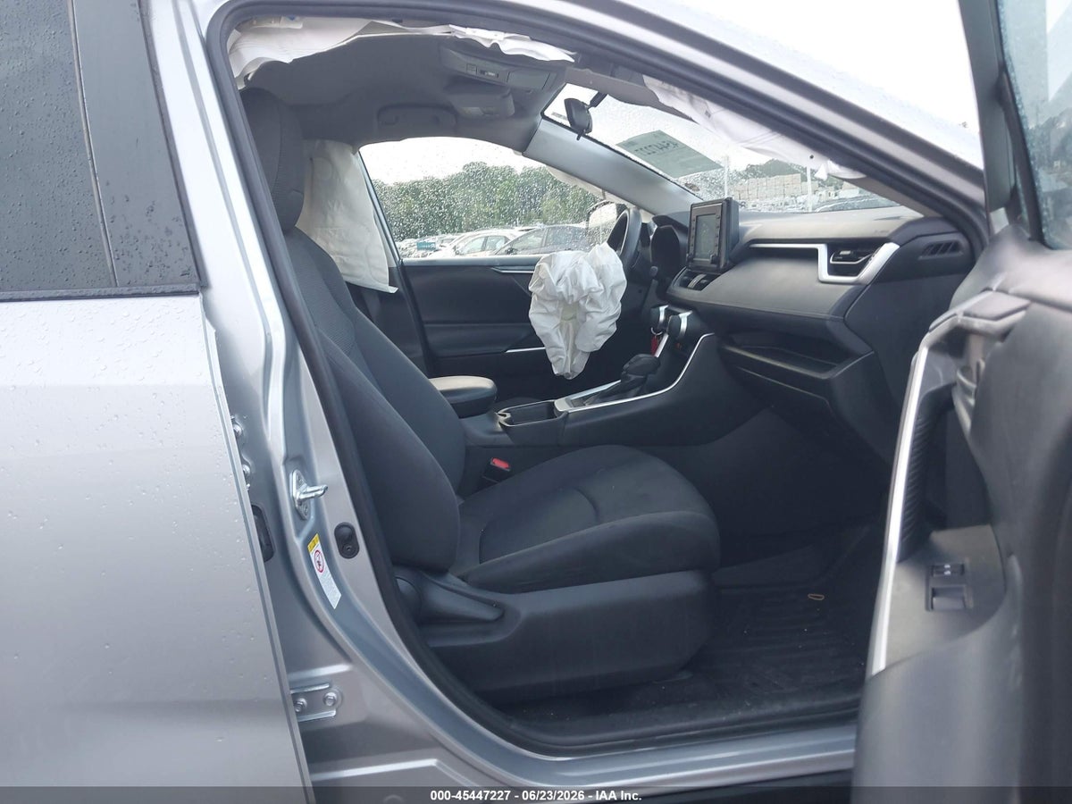 2019 TOYOTA RAV4 LE — снимка 5