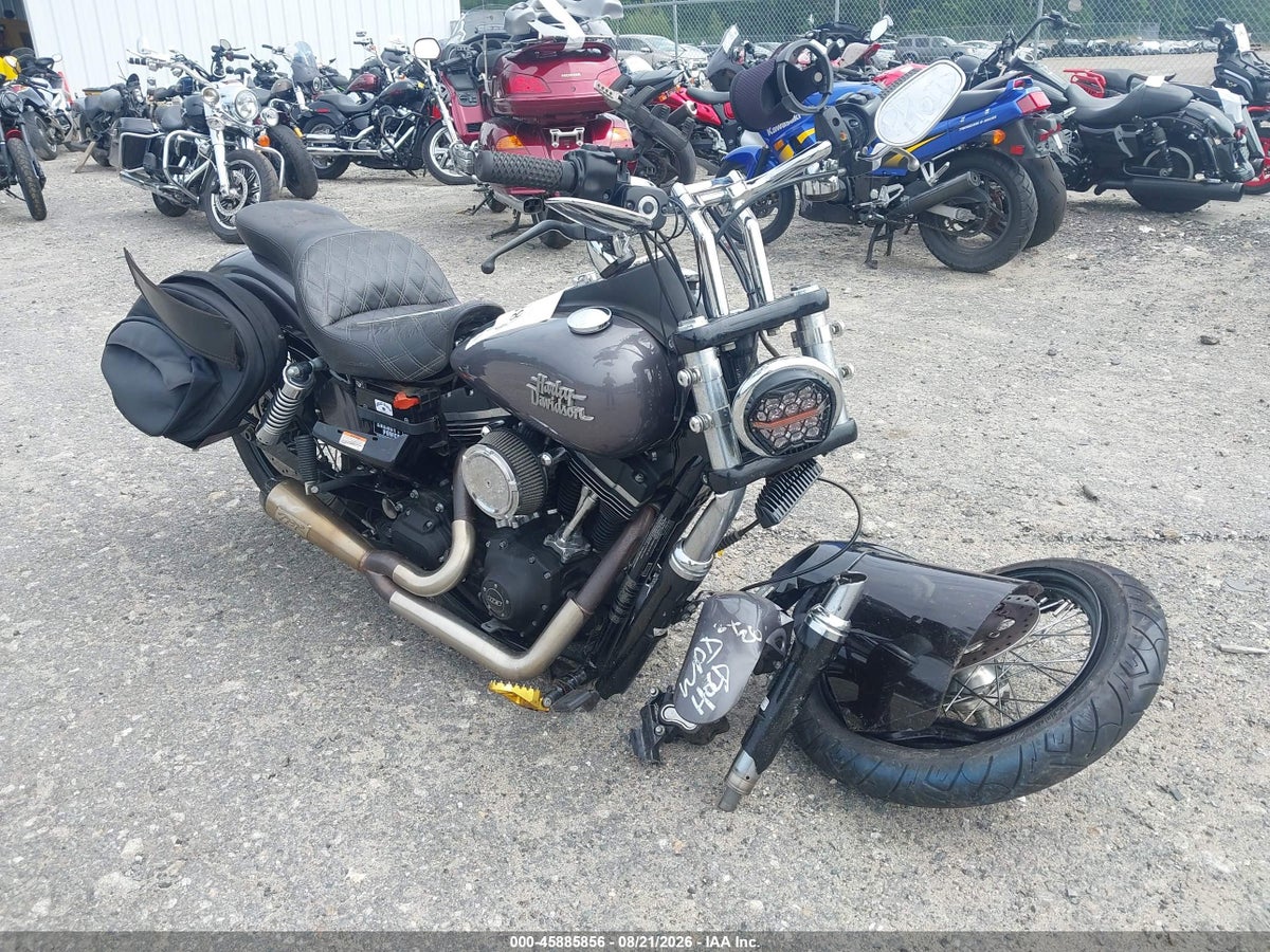 2016 HARLEY-DAVIDSON FXDB DYNA STREET BOB