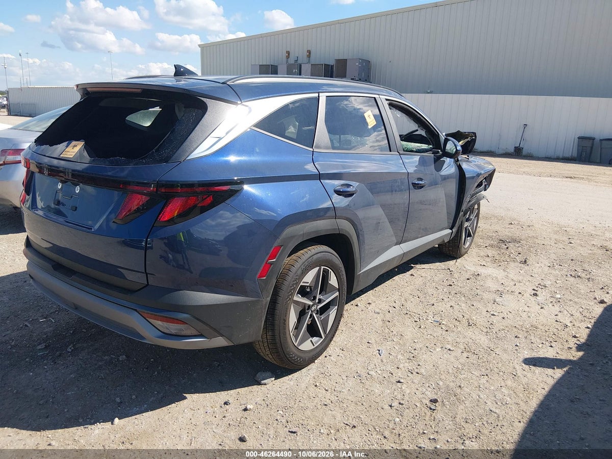 2026 HYUNDAI TUCSON SEL — photo 4