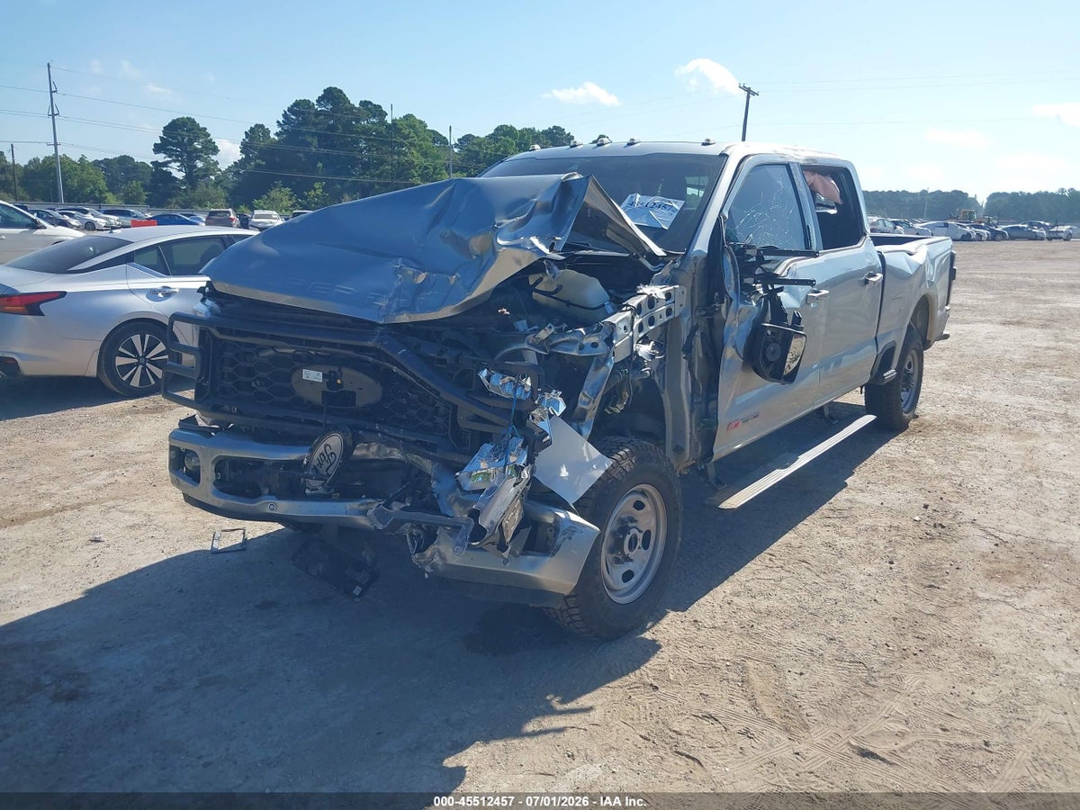 2023 FORD F-250 LARIAT — снимка 2