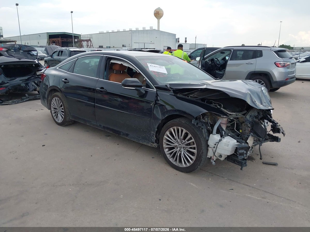2019 TOYOTA AVALON LIMITED