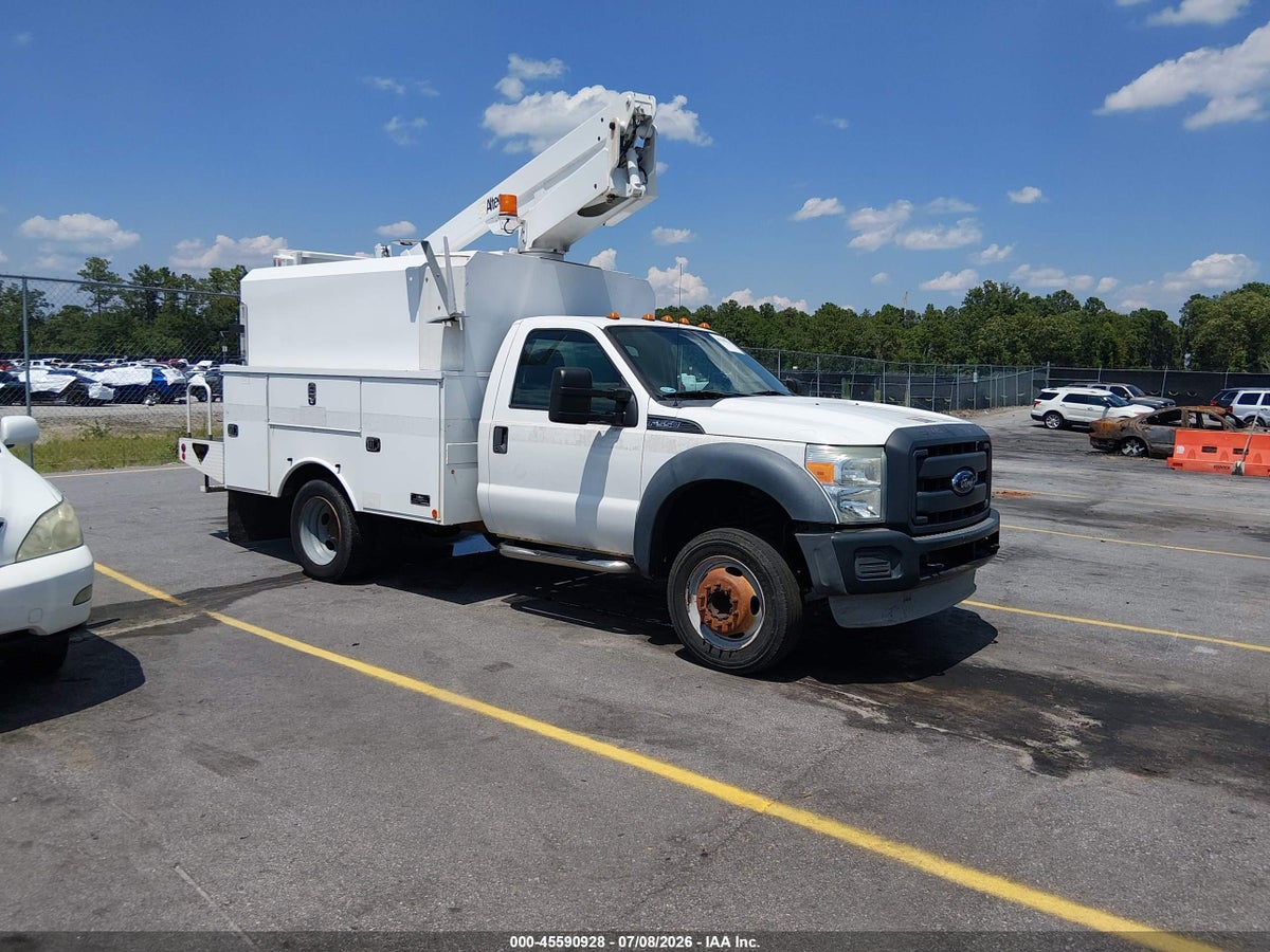 2013 FORD F-550 CHASSIS XL