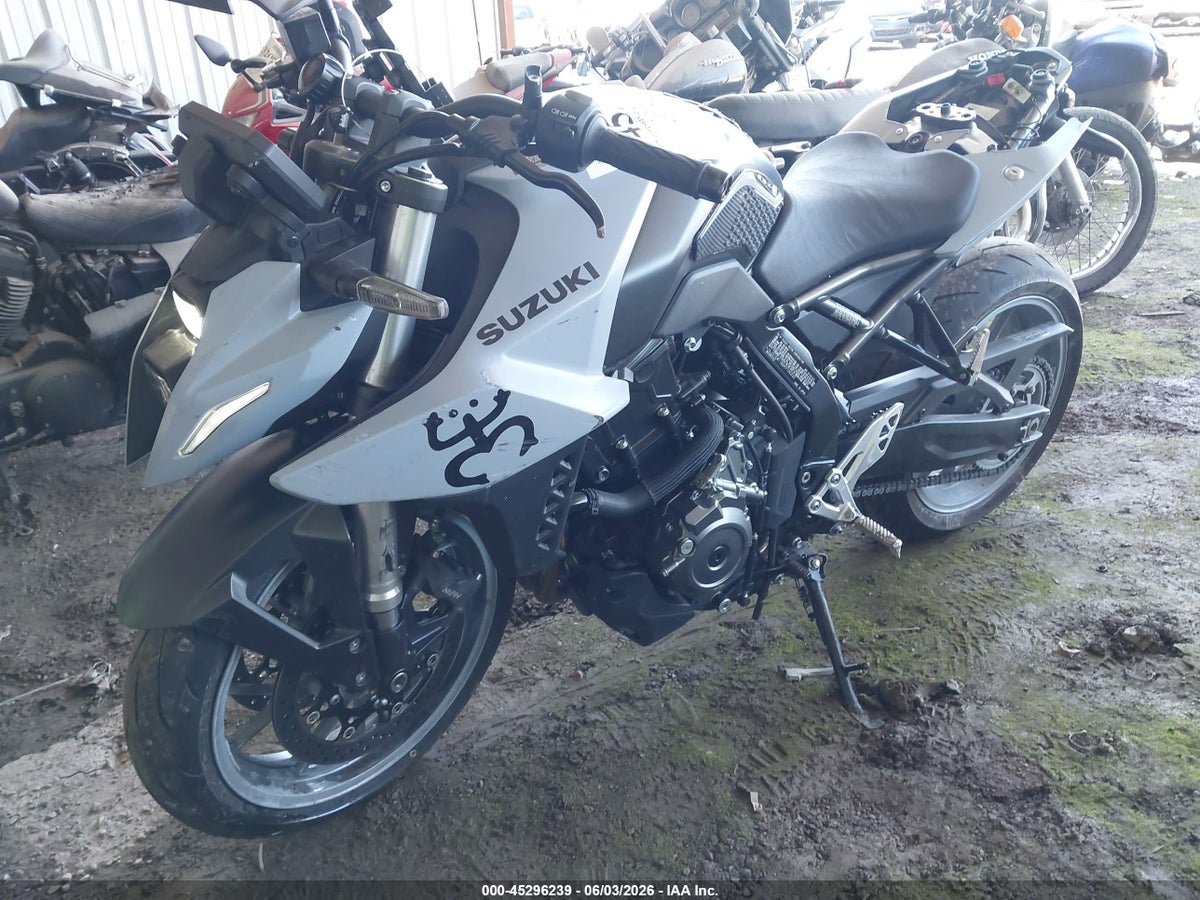 2024 SUZUKI GSX800 R — снимка 2