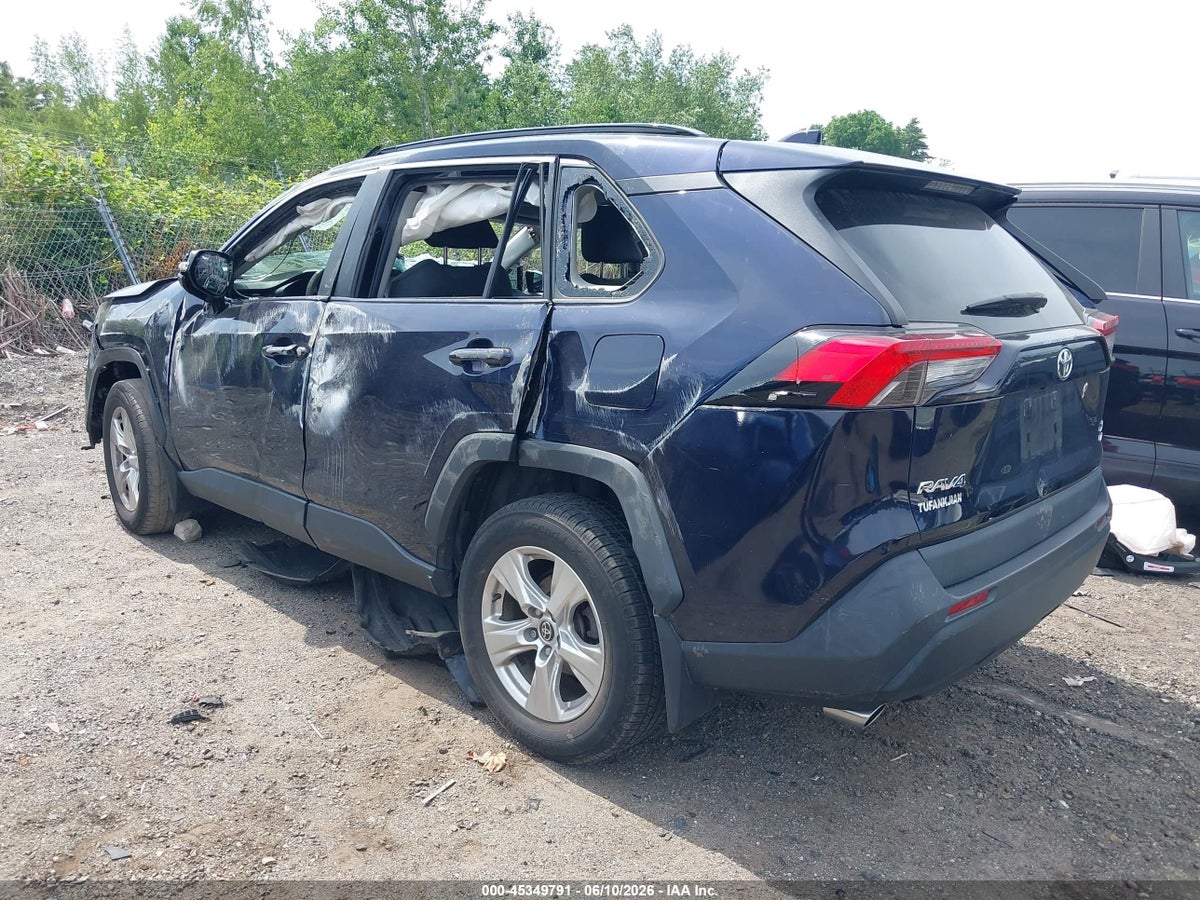 2021 TOYOTA RAV4 XLE — снимка 3