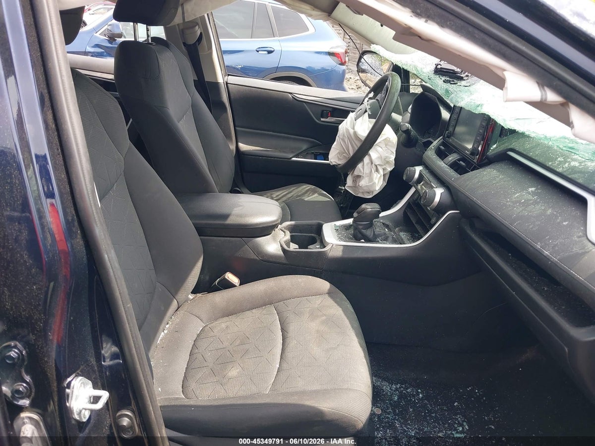 2021 TOYOTA RAV4 XLE — снимка 5