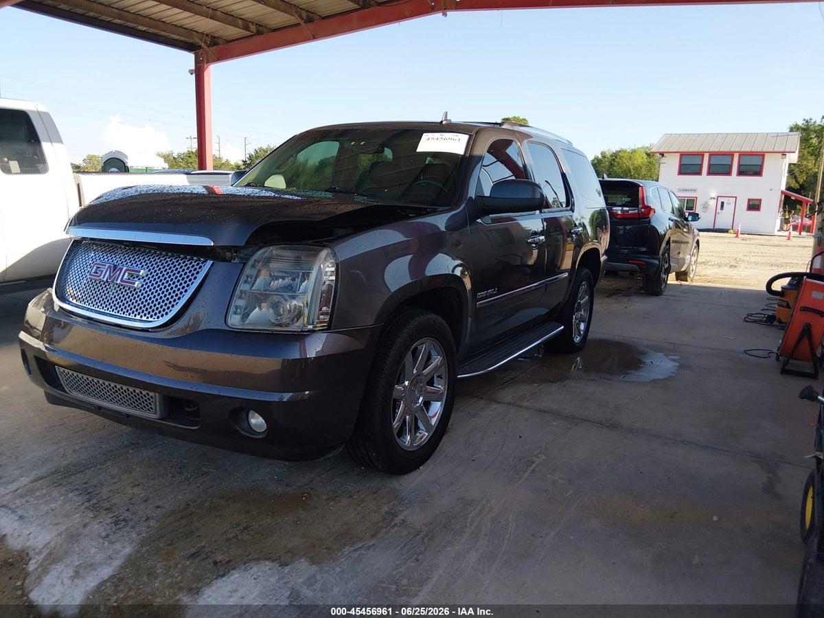 2011 GMC YUKON DENALI — снимка 2