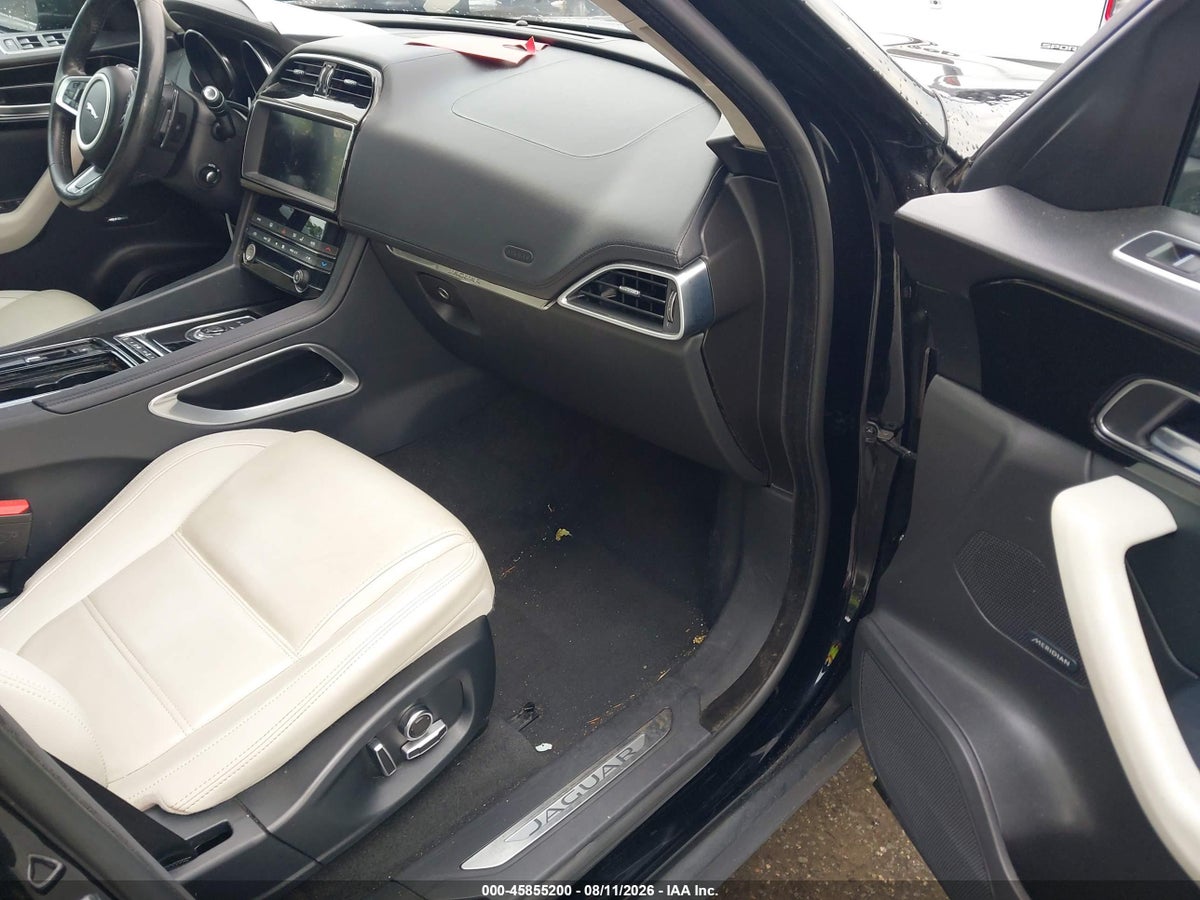 2019 JAGUAR F-PACE 25T PRESTIGE/30T PRESTIGE — photo 5