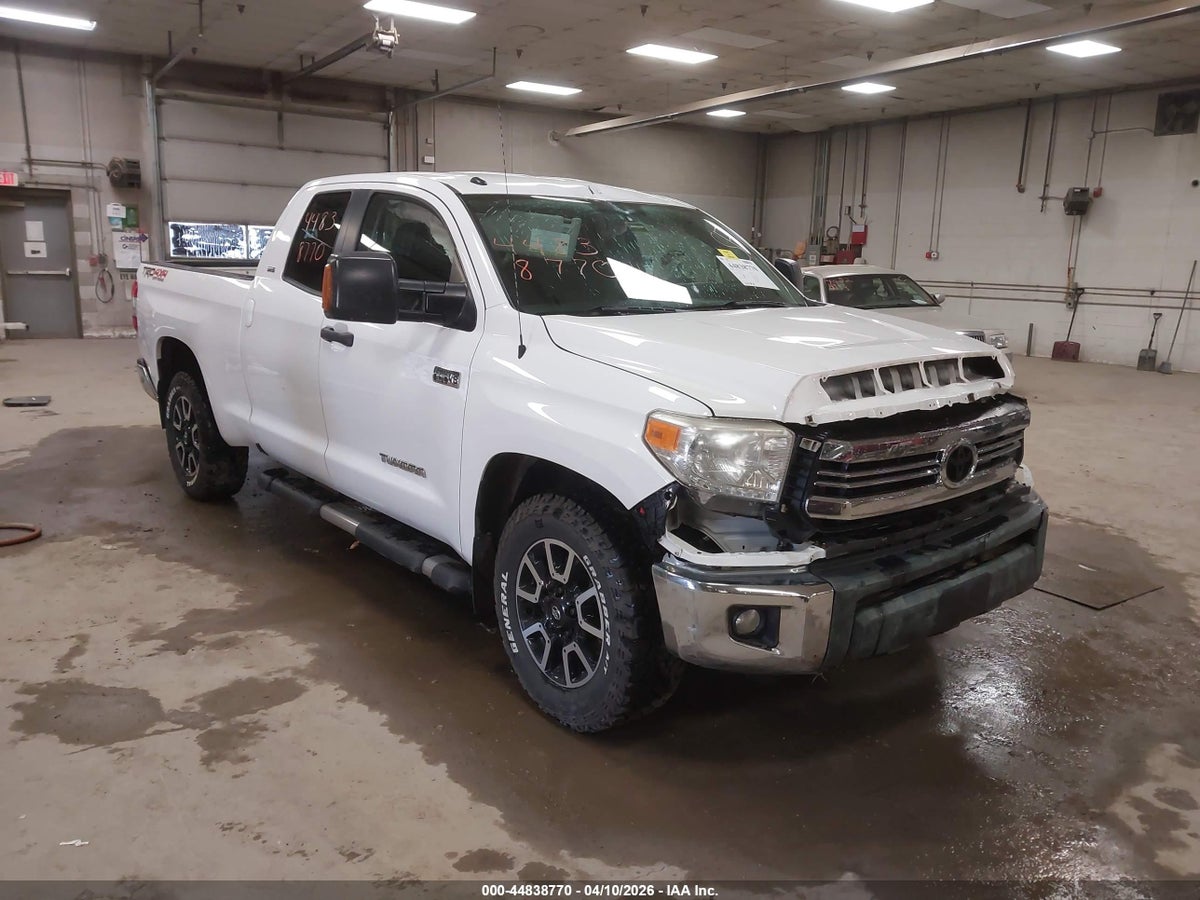 2015 TOYOTA TUNDRA SR5 5.7L V8