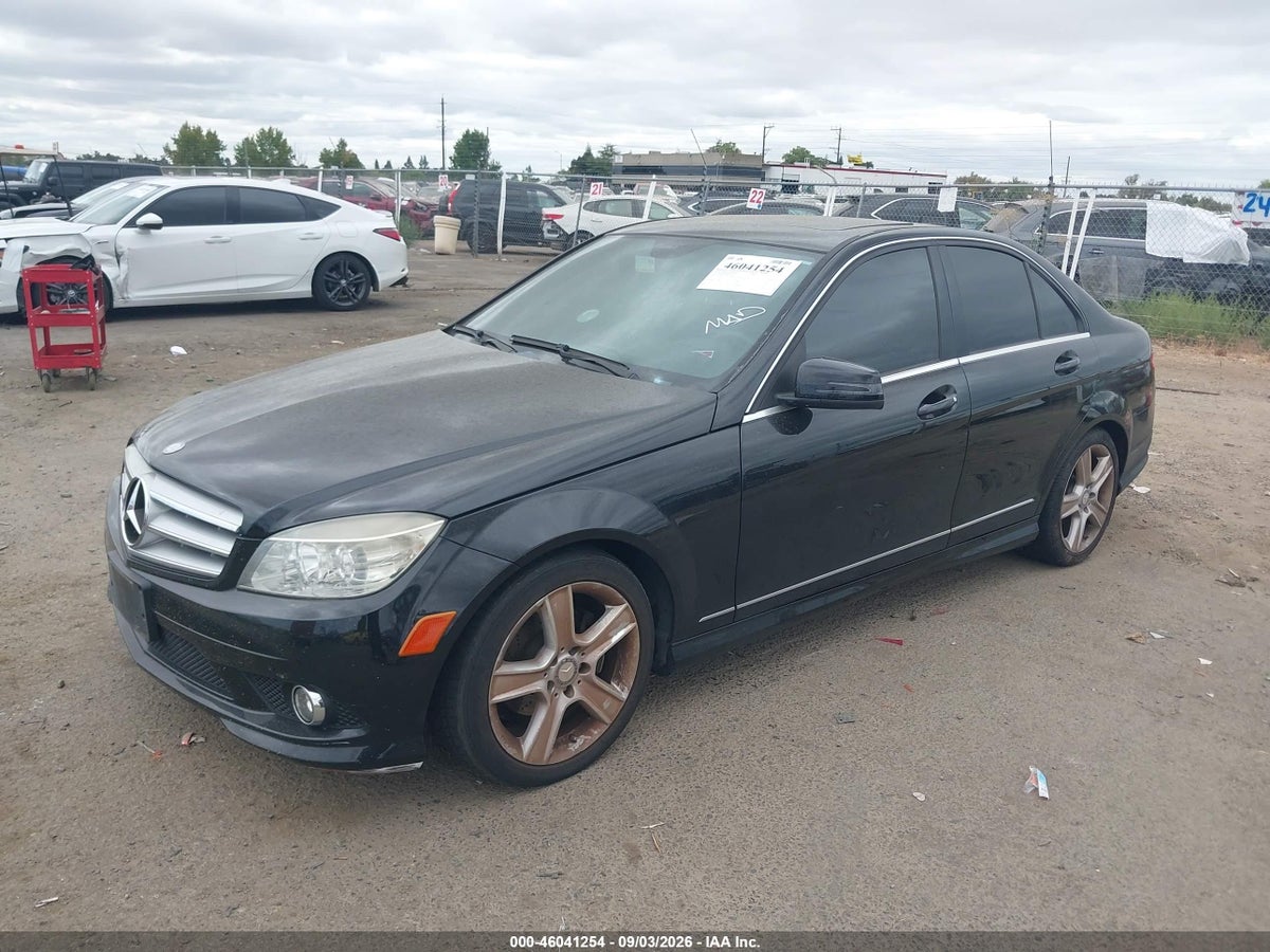 2010 MERCEDES-BENZ C 300 LUXURY/SPORT — снимка 2