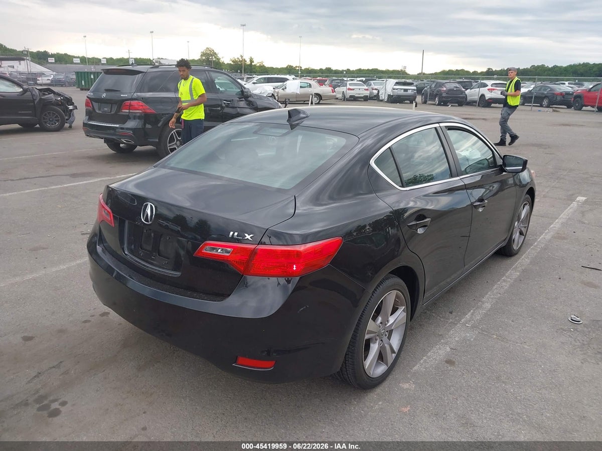 2013 ACURA ILX 2.4L — снимка 4