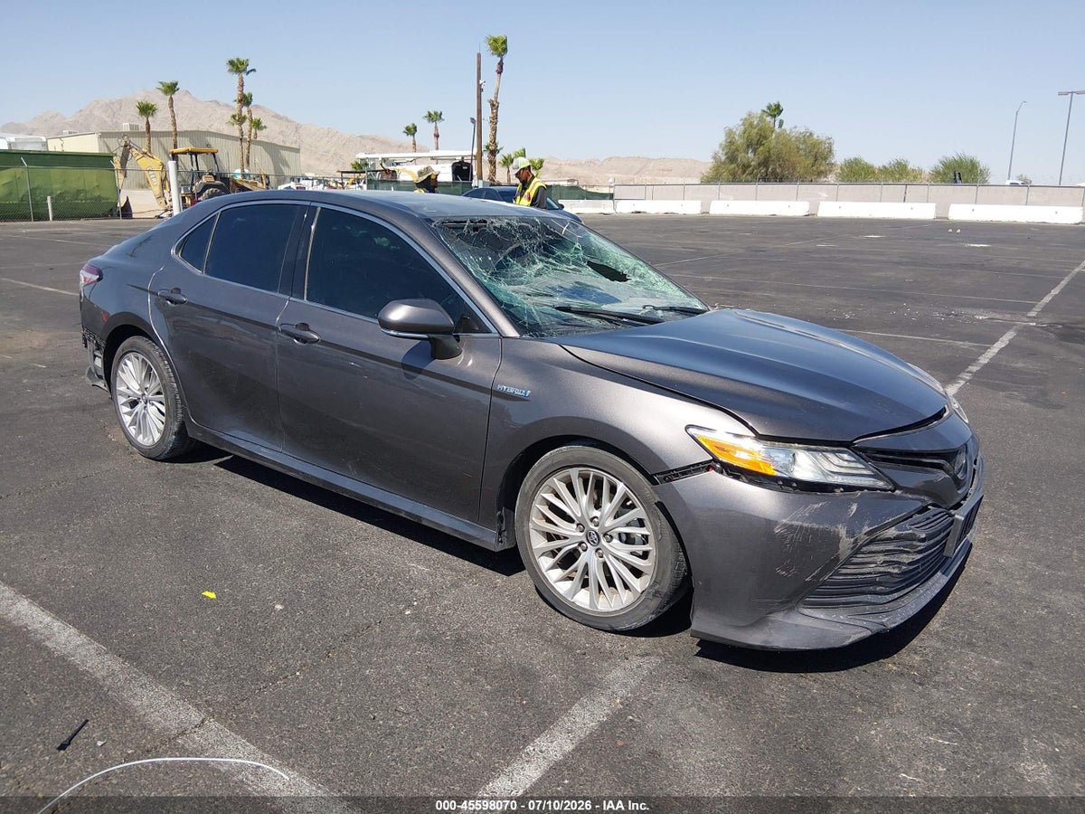 2019 TOYOTA CAMRY HYBRID XLE