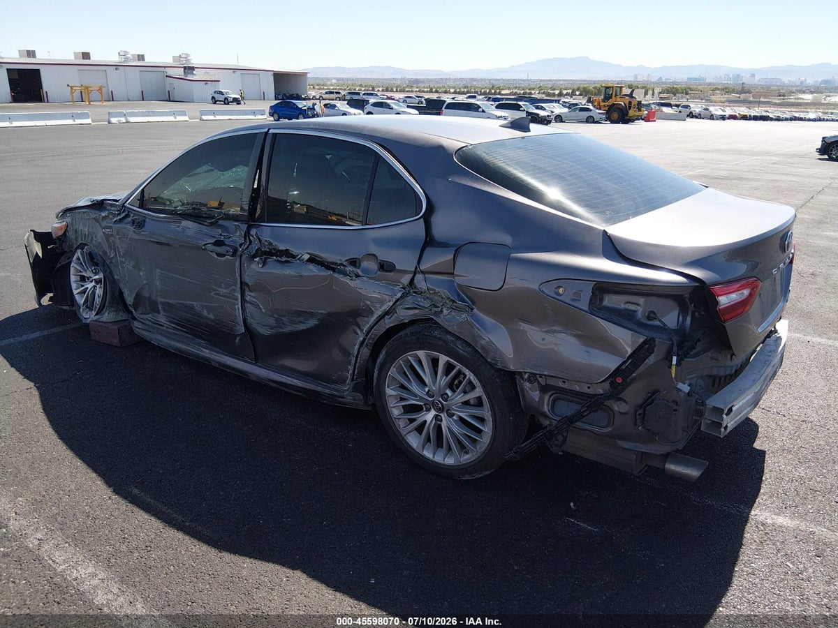 2019 TOYOTA CAMRY HYBRID XLE — снимка 3