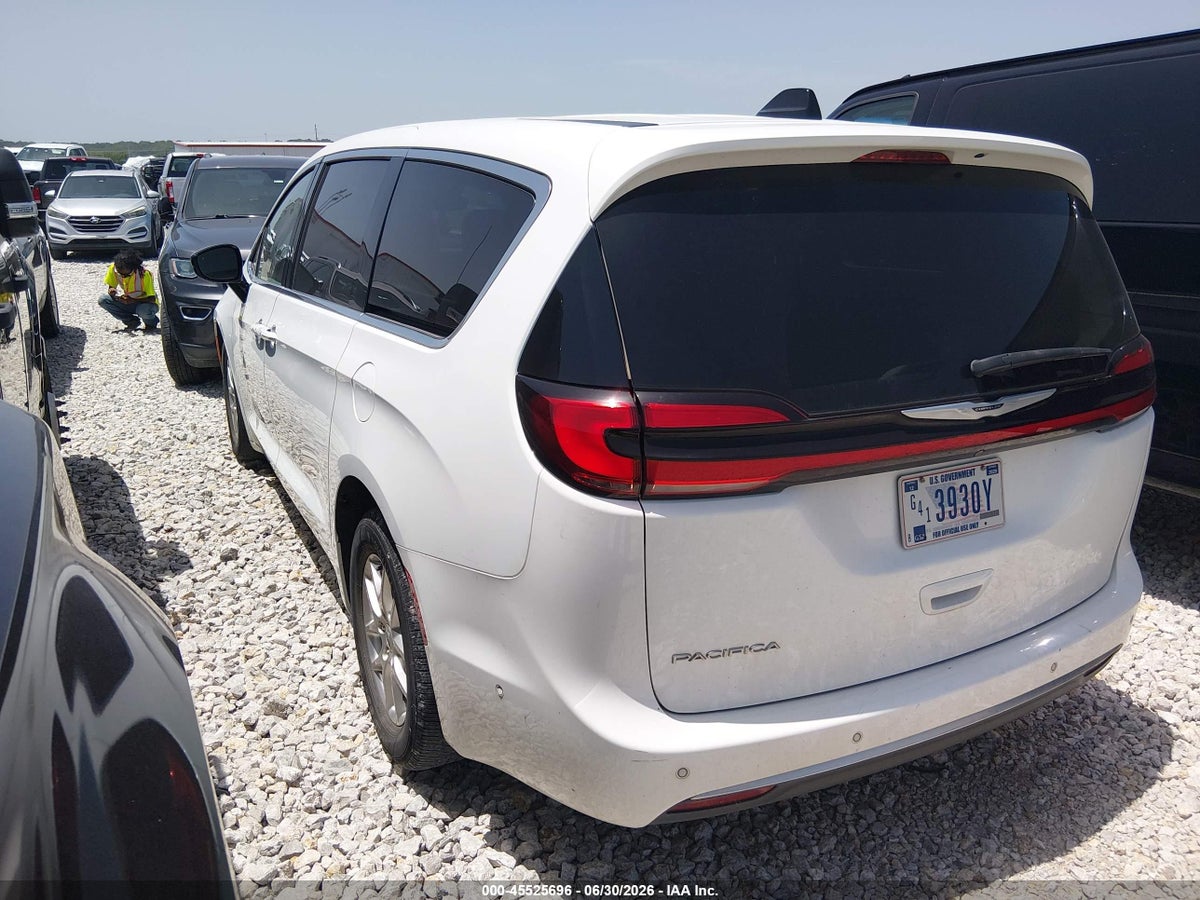 2024 CHRYSLER PACIFICA TOURING L — снимка 3