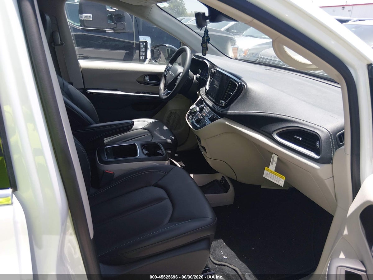 2024 CHRYSLER PACIFICA TOURING L — снимка 5
