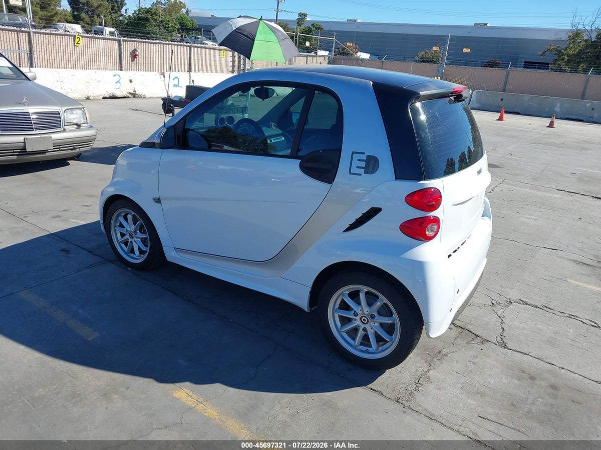 2014 SMART FORTWO ELECTRIC DRIVE PASSION — снимка 3