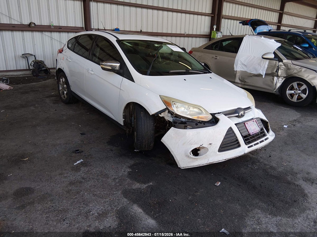 2014 FORD FOCUS SE