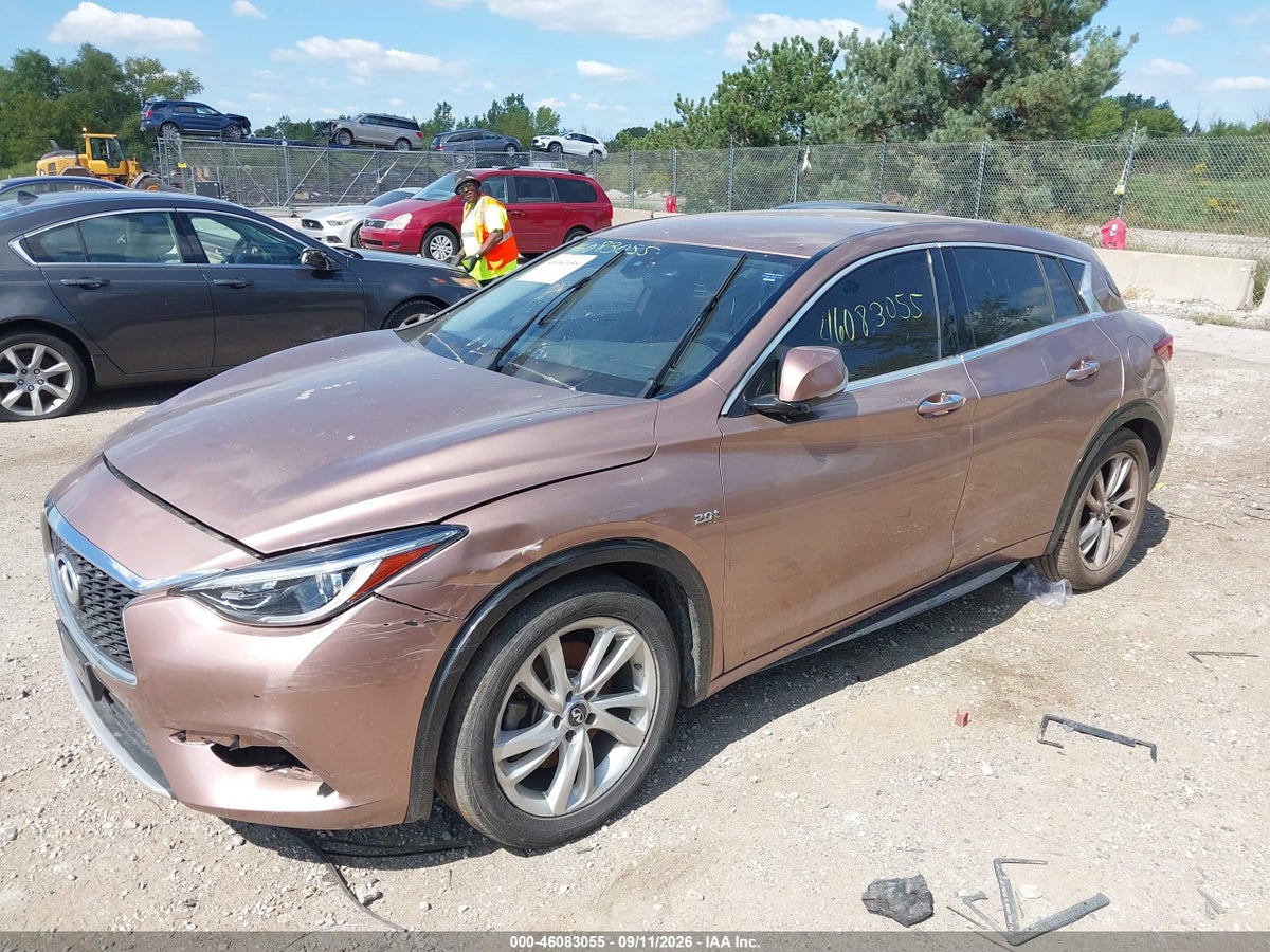 2017 INFINITI QX30 — снимка 2