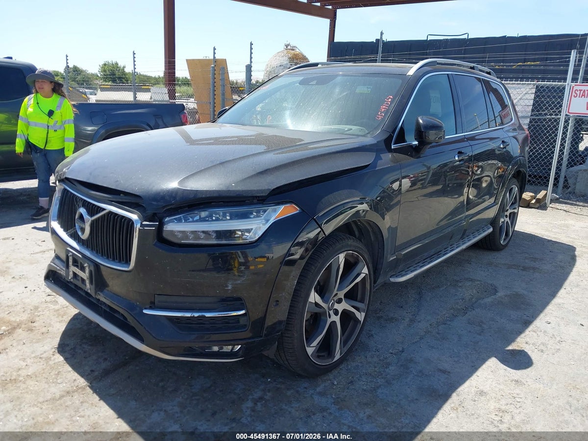 2017 VOLVO XC90 T6 MOMENTUM — снимка 2