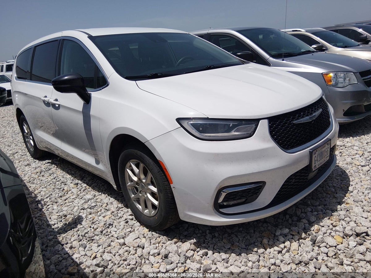 2024 CHRYSLER PACIFICA TOURING L