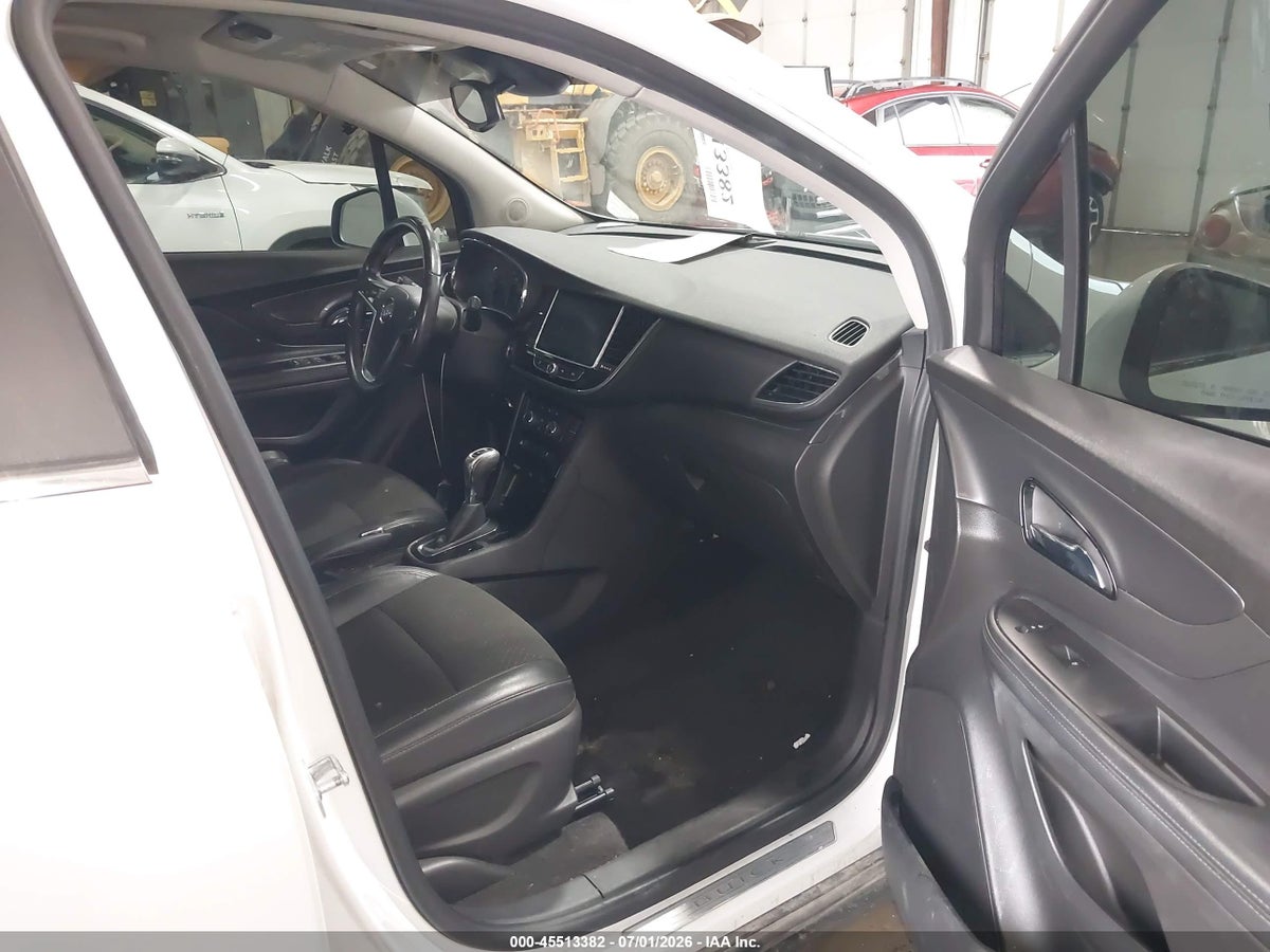 2019 BUICK ENCORE FWD PREFERRED — photo 5