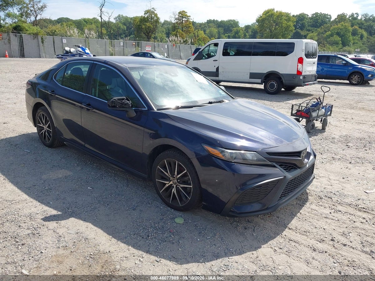 2021 TOYOTA CAMRY SE