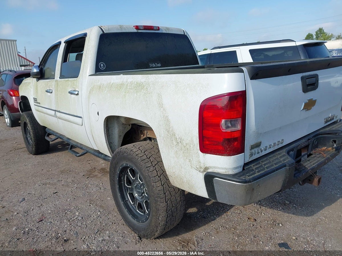 2011 CHEVROLET SILVERADO 1500 LT — снимка 3