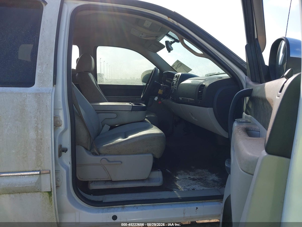 2011 CHEVROLET SILVERADO 1500 LT — снимка 5