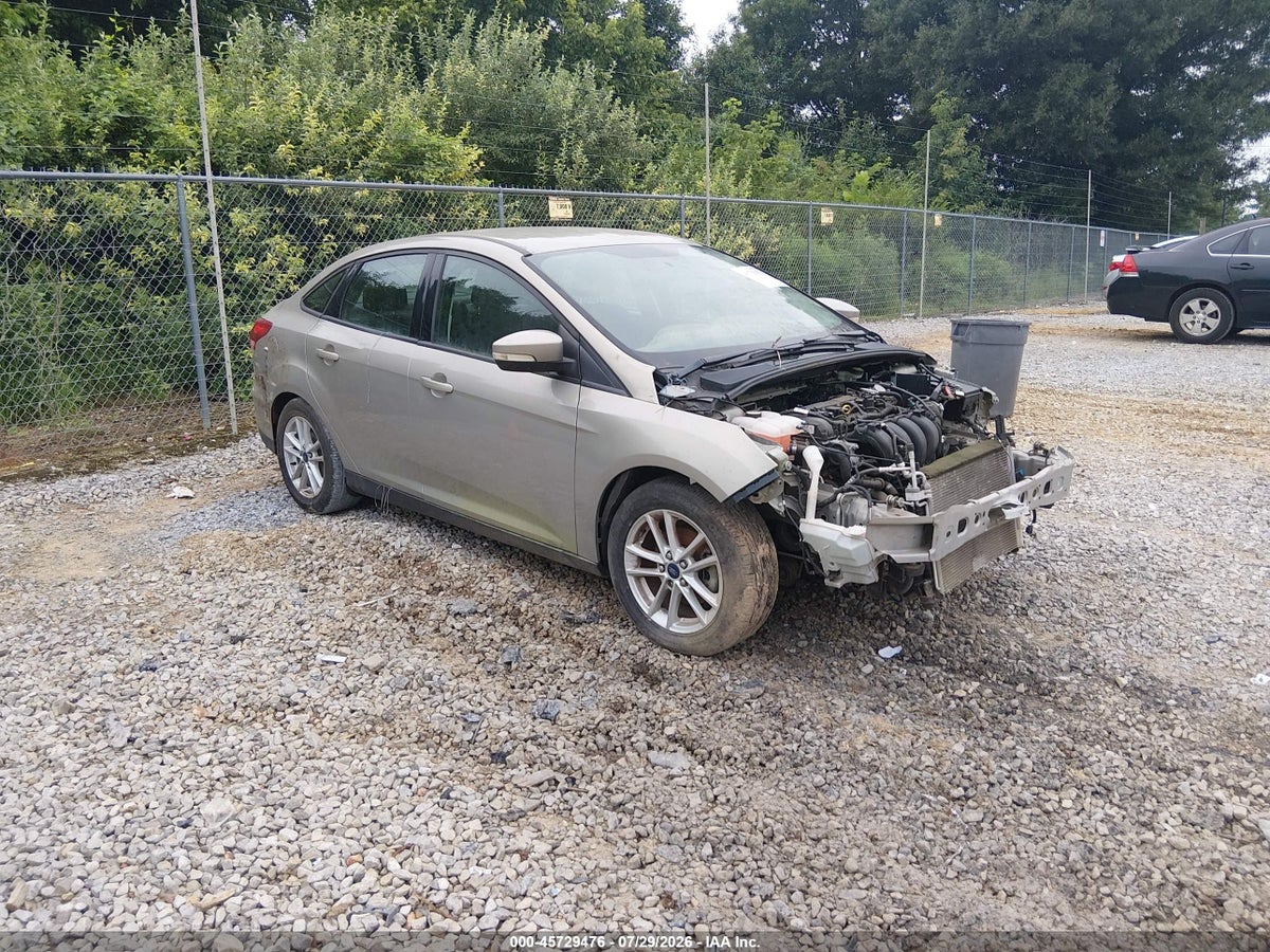 2015 FORD FOCUS SE