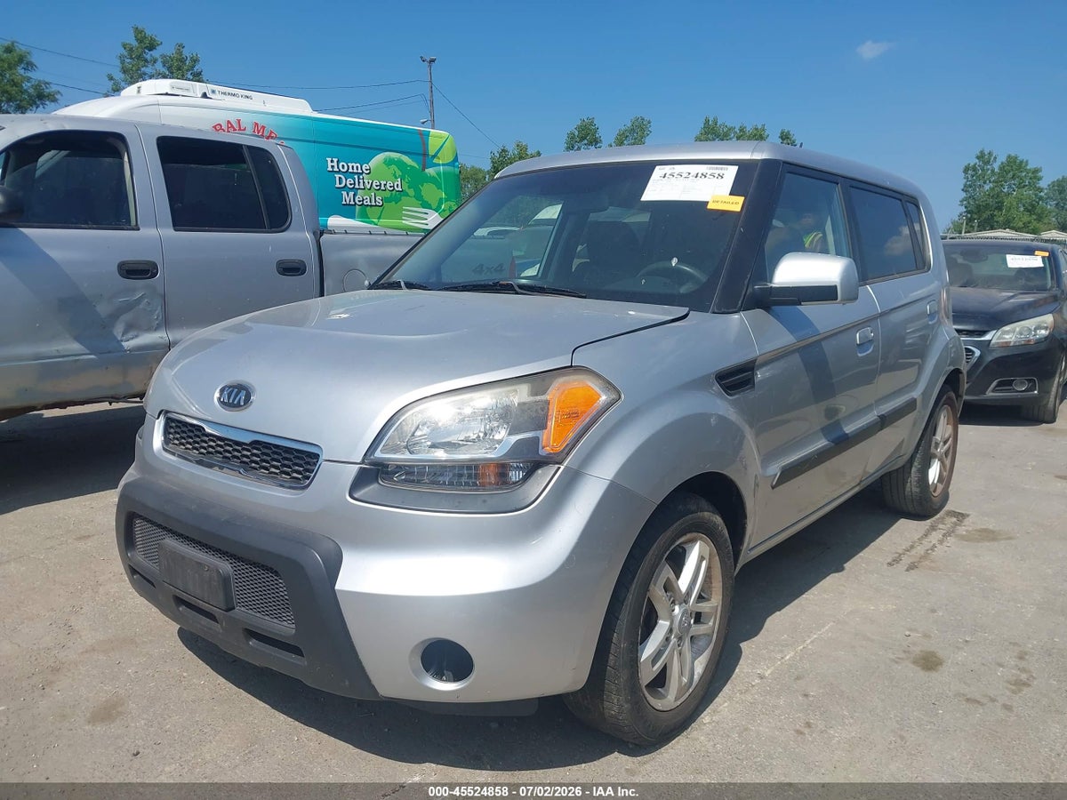 2010 KIA SOUL + — снимка 2