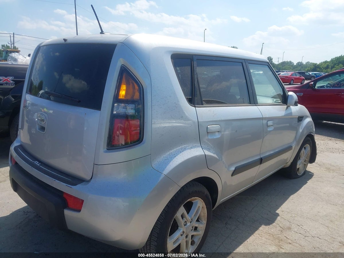 2010 KIA SOUL + — снимка 4