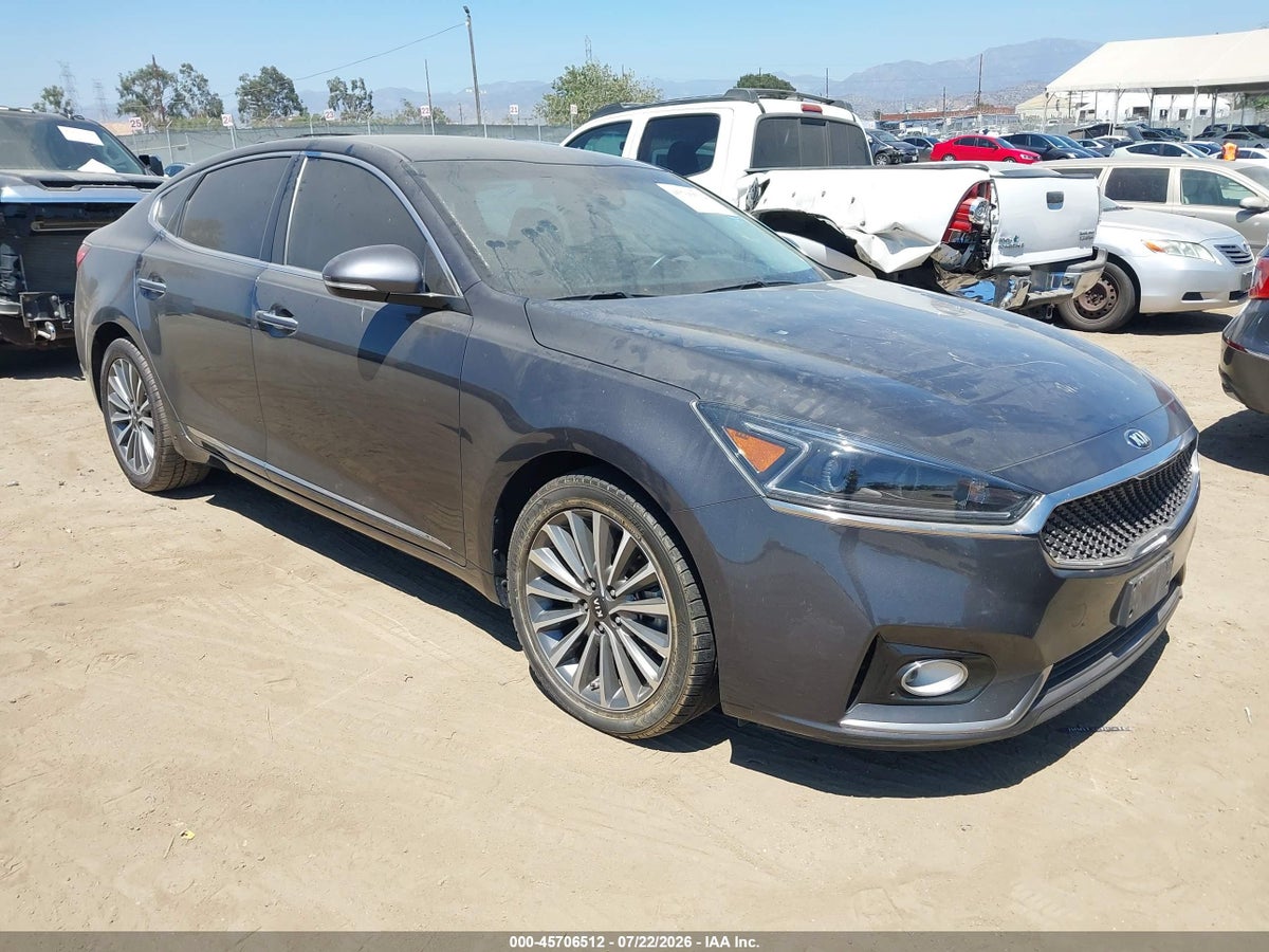2017 KIA CADENZA PREMIUM