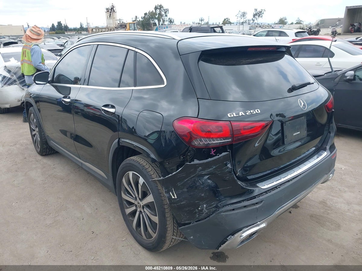 2023 MERCEDES-BENZ GLA 250 — снимка 3