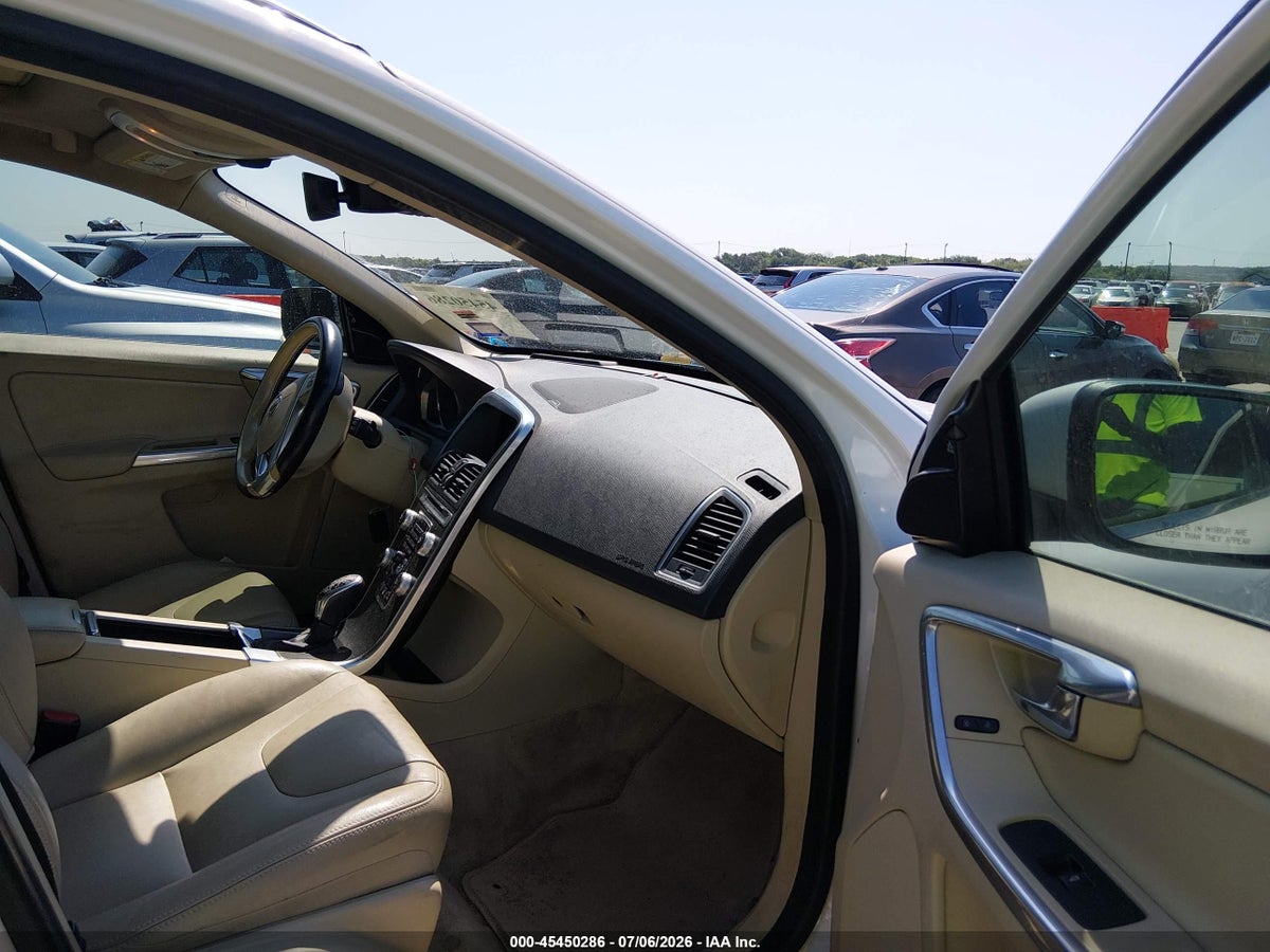 2016 VOLVO XC60 T5 DRIVE-E PLATINUM — снимка 5